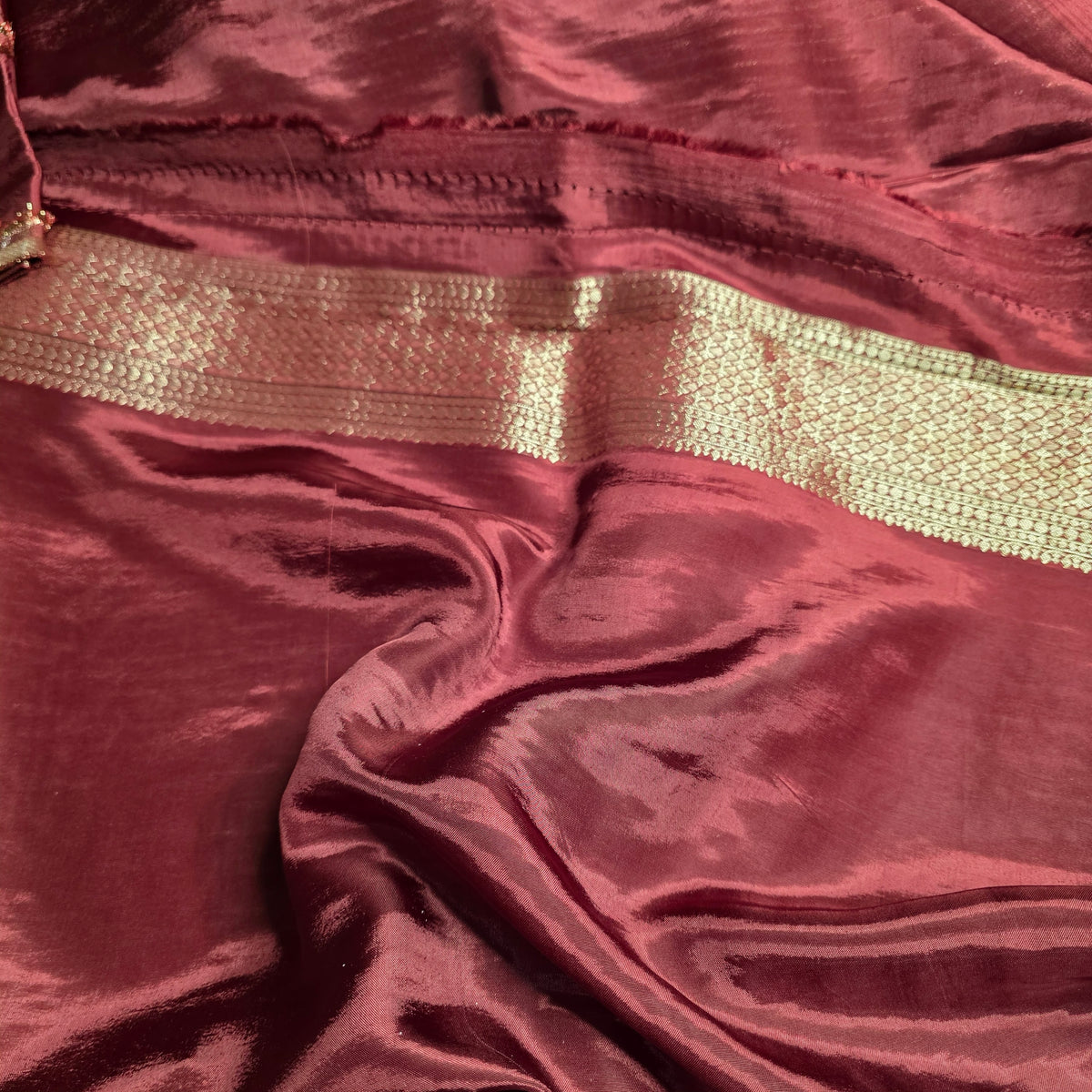 Pure Viscose - With Gold and Silver Stripes in Chocolate Brown