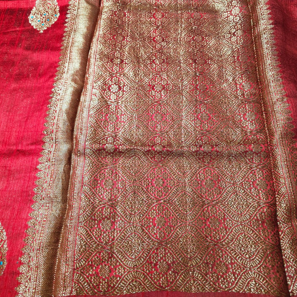 Pure Handloom Matka Silk - Red with Green contrast