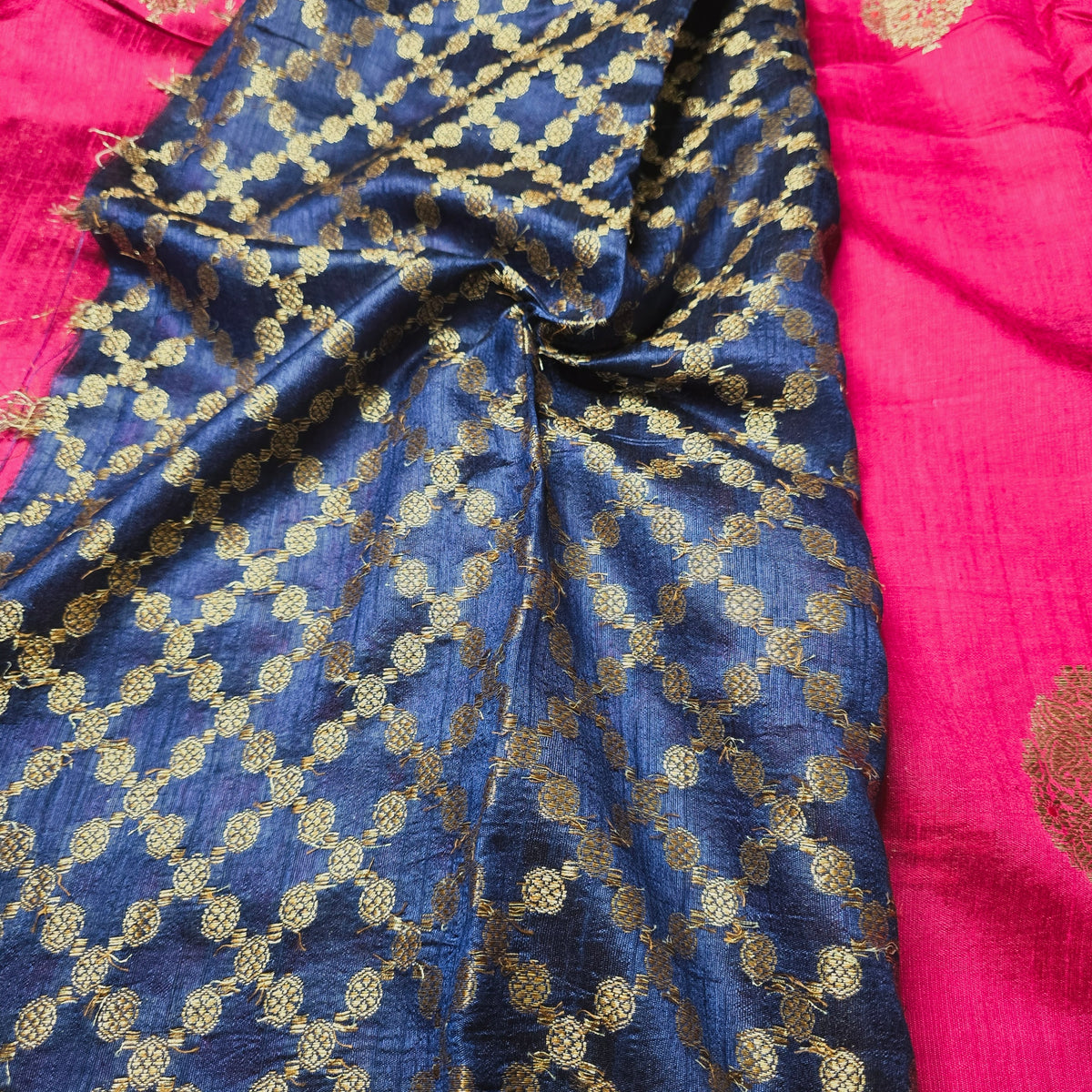 Pure Handloom Matka Silk - Rani pink with blue contrast