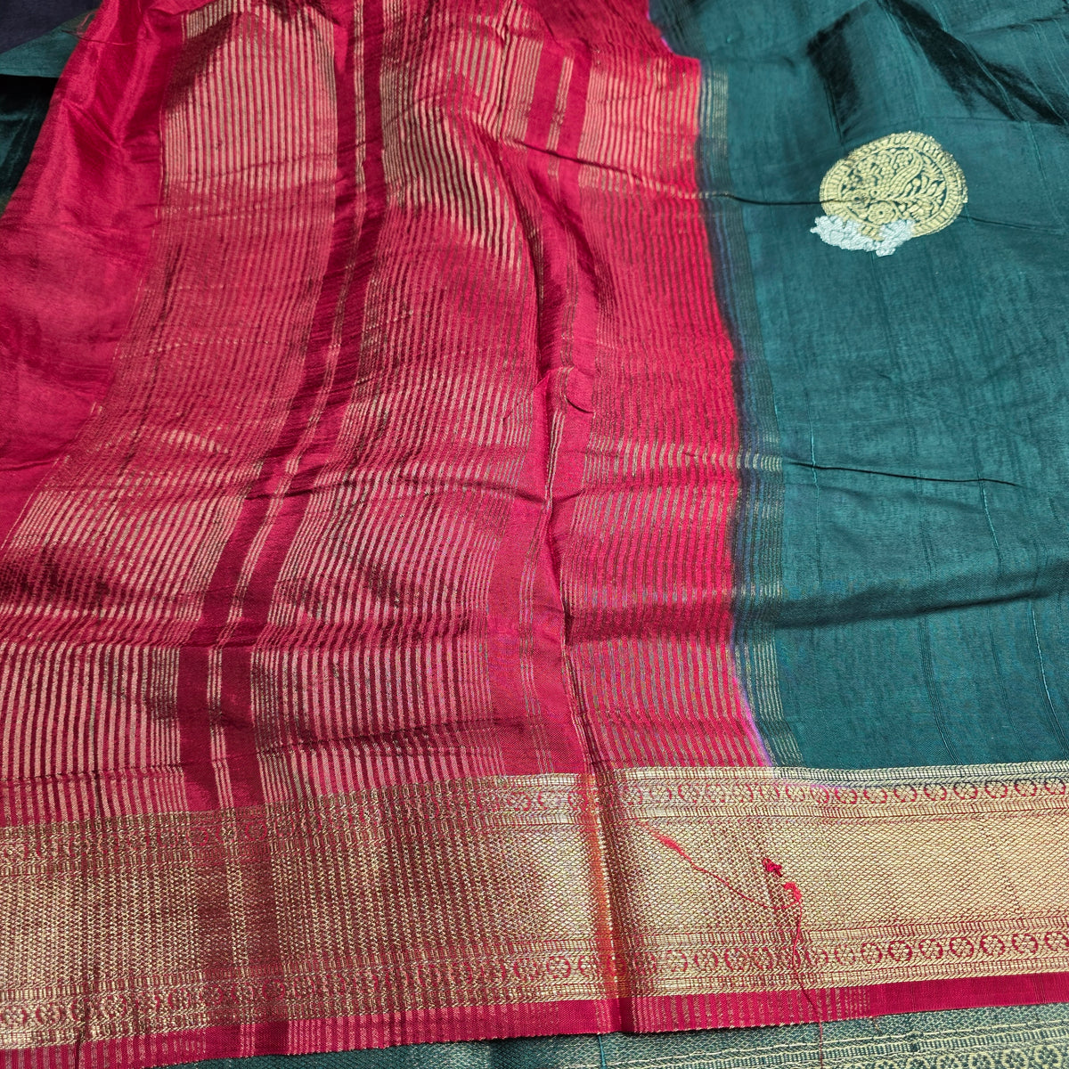 Pure Dola Viscose - Green with Red