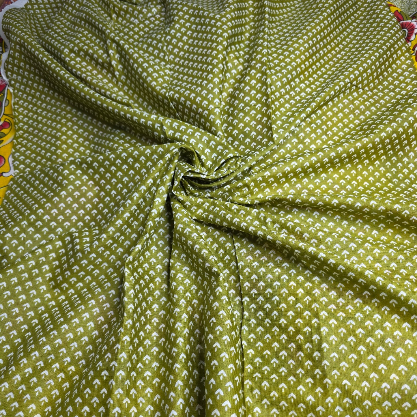 Mul Cotton - Floral print