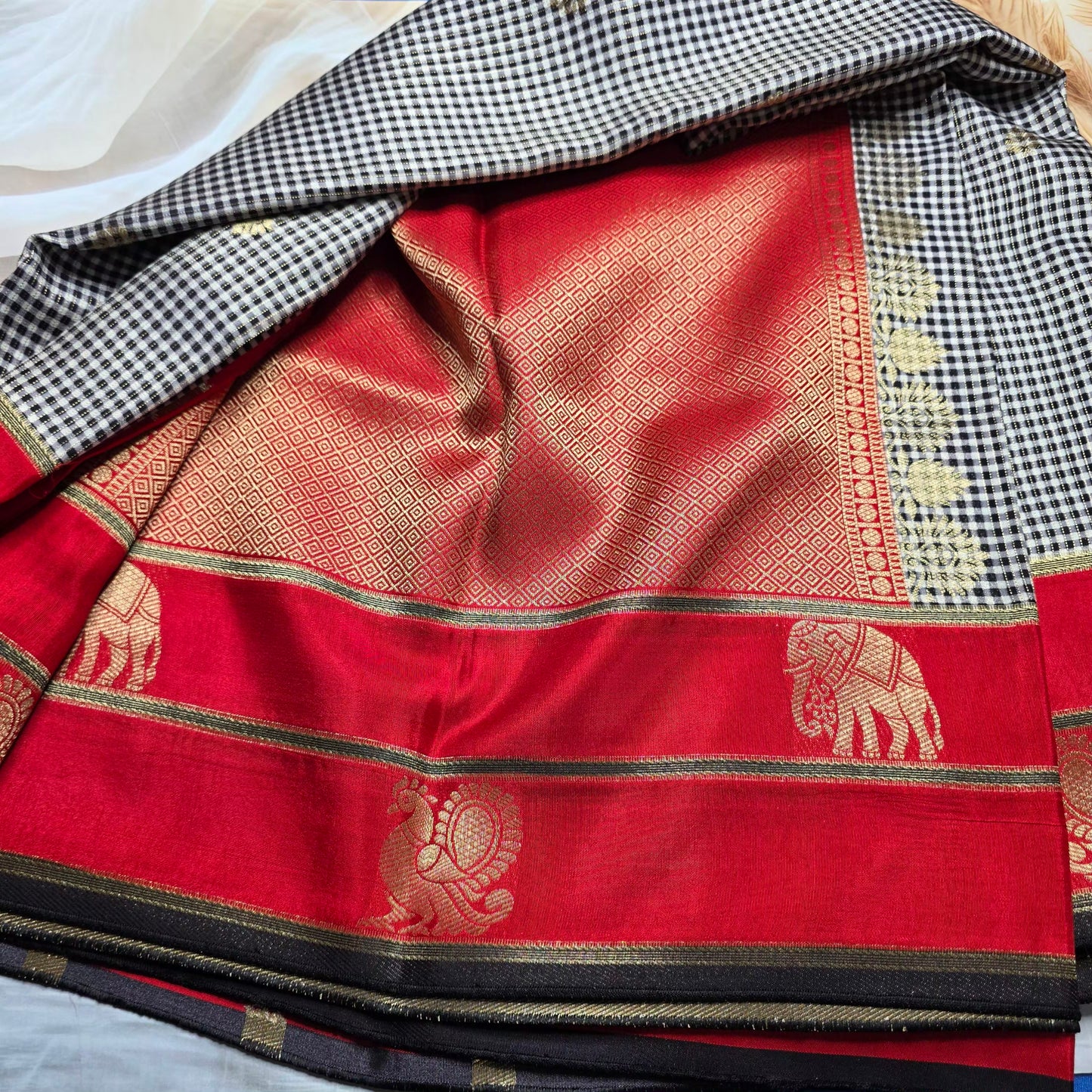 Crepe silk
